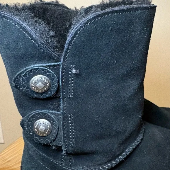 UGG Black Suede Shearling Boots with Button Accent - Picture 3 of 9